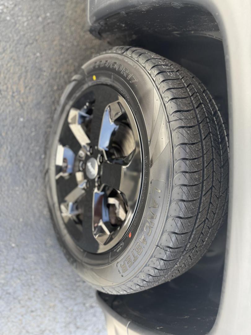 2021 White Jeep Compass Latitude 4WD (3C4NJDBB3MT) with an 2.4L L4 DOHC 16V engine, located at 8464 Route 219, Brockway, PA, 15824, (814) 265-1330, 41.226871, -78.780518 - Very clean and well taken care of 2021 Jeep Compass Latitude 4wd with cloth interior, power/heated front seats, air condition, power windows and locks, factory wheels and ONLY 28000 miles. This Jeep suv is serviced, and comes with a warranty. Stop in at Fran Morelli Sales and Service, located in Bro - Photo#17