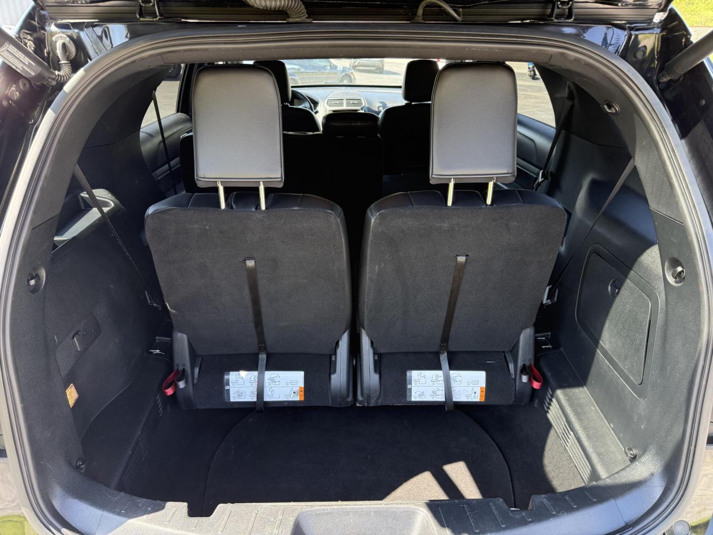 2019 Black Ford Explorer XLT 4WD (1FM5K8DH2KG) with an 2.3L L4 DOHC 16V engine, 6A transmission, located at 8464 Route 219, Brockway, PA, 15824, (814) 265-1330, 41.226871, -78.780518 - Good looking 1 owner 2019 Ford Explorer XLT with 4wheel drive, leather interior with front power/heated seats, 7 passenger with rear a/c, factory wheels and ONLY 74000 miles. This Ford suv is serviced and comes with a warranty. Great price on this Explorer so hurry in and see the Morelli family toda- Photo#10