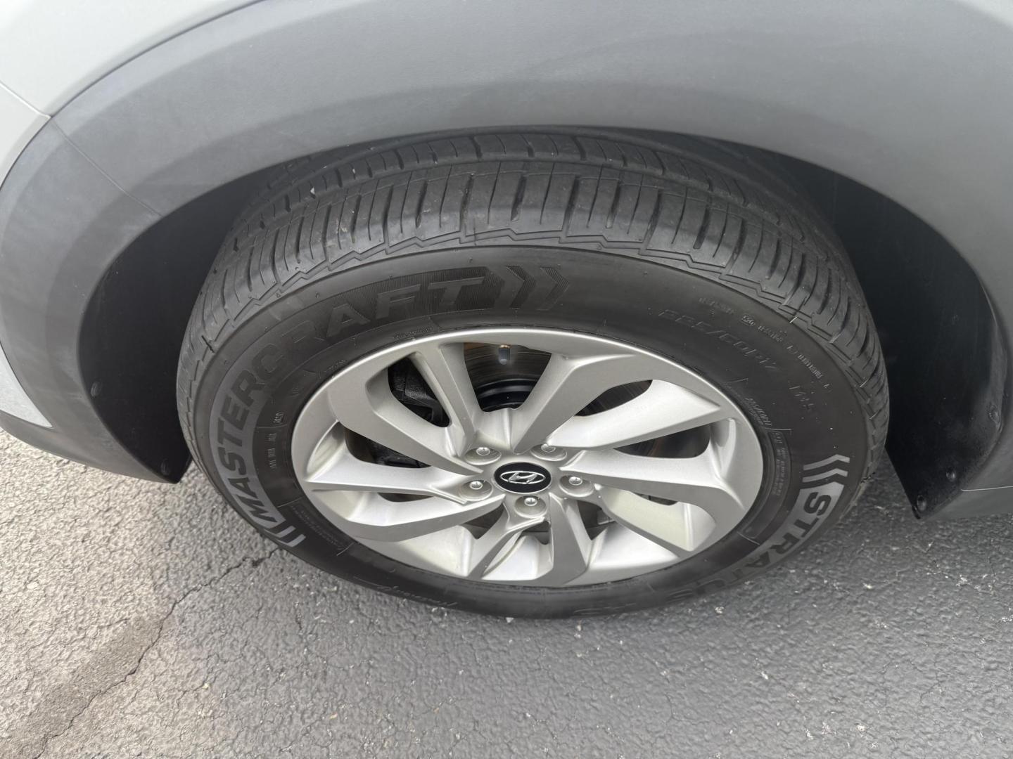 2017 Silver Hyundai Tucson SE w/Preferred Package AWD (KM8J3CA45HU) with an 2.0L L4 DOHC 16V engine, 6A transmission, located at 8464 Route 219, Brockway, PA, 15824, (814) 265-1330, 41.226871, -78.780518 - Very clean, well taken care of 2017 Hyundai Tucson SE package with all wheel drive, cloth interior, power seat, factory wheels, air condition, power windows and locks, back up camera, and ONLY 62000 miles. Serviced, Pa-Inspected and comes with a warranty. Priced to sell, this one won't last long. Ch - Photo#1