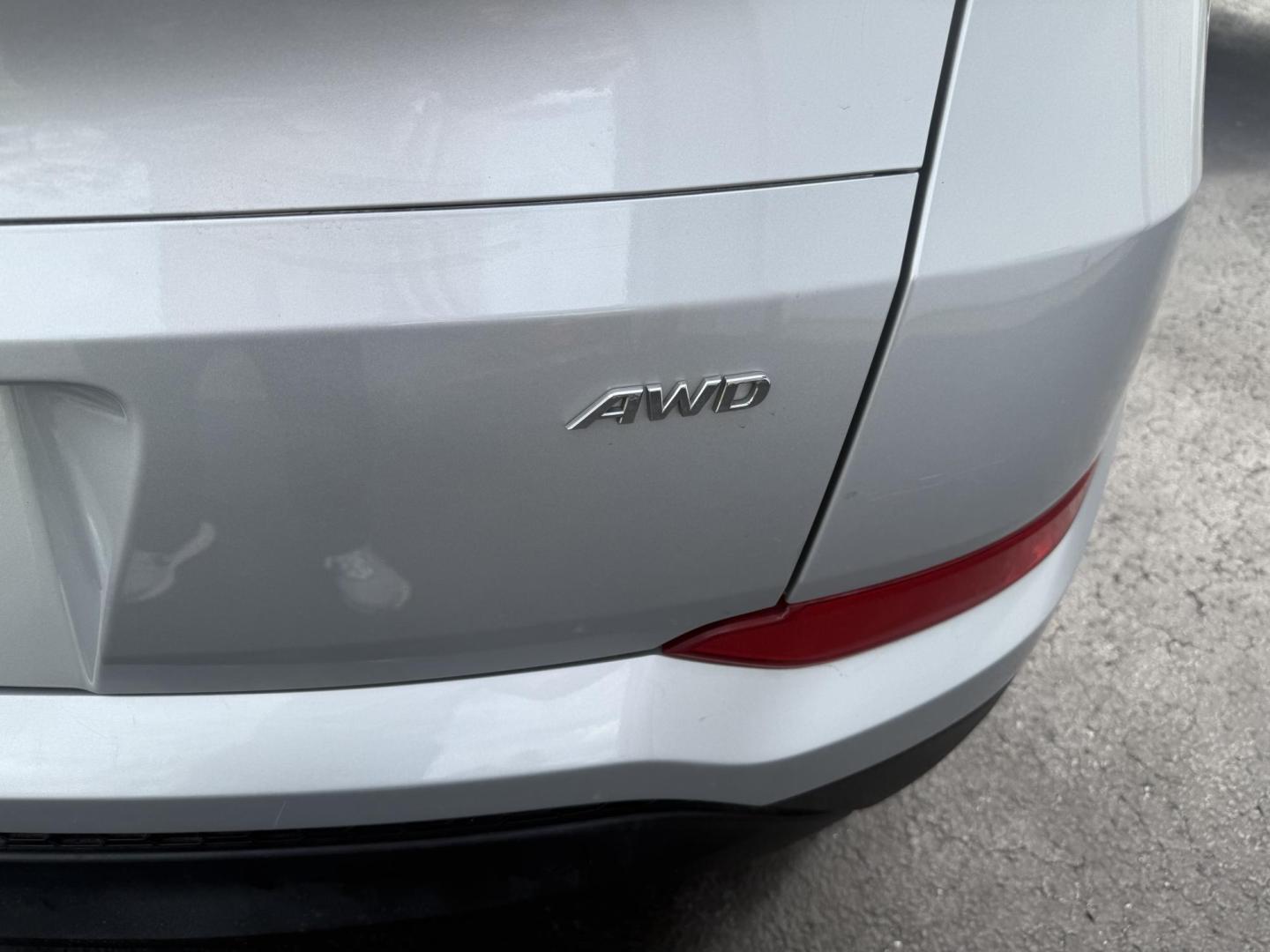 2017 Silver Hyundai Tucson SE w/Preferred Package AWD (KM8J3CA45HU) with an 2.0L L4 DOHC 16V engine, 6A transmission, located at 8464 Route 219, Brockway, PA, 15824, (814) 265-1330, 41.226871, -78.780518 - Very clean, well taken care of 2017 Hyundai Tucson SE package with all wheel drive, cloth interior, power seat, factory wheels, air condition, power windows and locks, back up camera, and ONLY 62000 miles. Serviced, Pa-Inspected and comes with a warranty. Priced to sell, this one won't last long. Ch - Photo#9