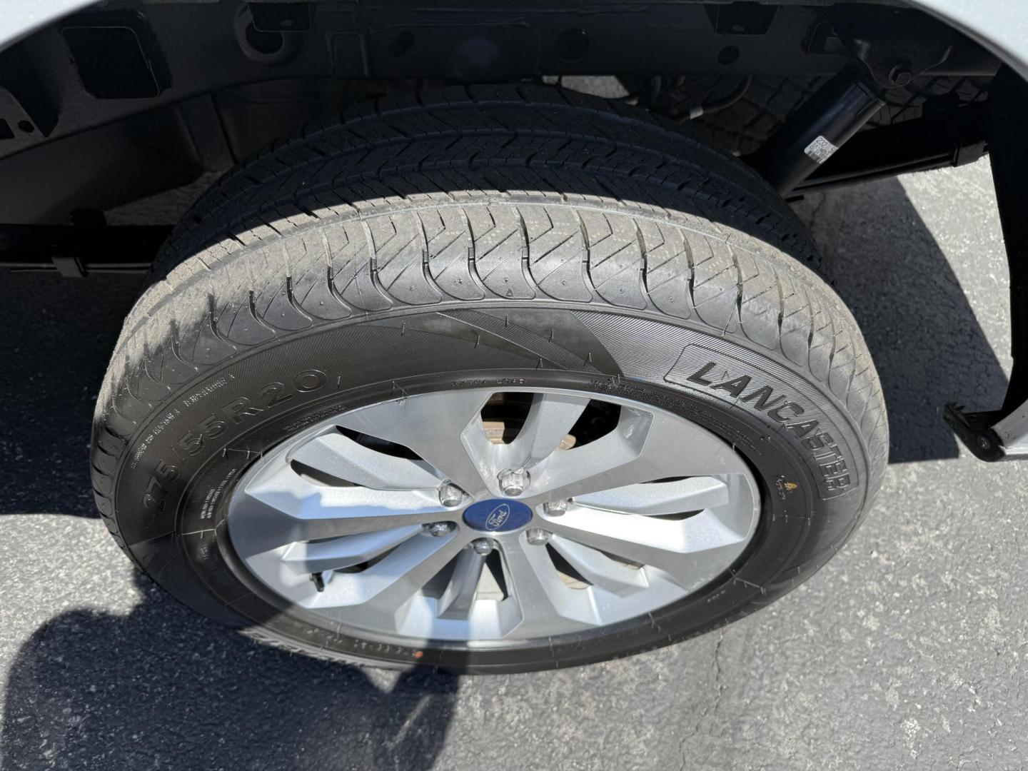 2016 Silver Ford F-150 XLT SuperCrew 6.5-ft. Bed 4WD (1FTEW1EP3GF) with an 2.7L V6 DOHC 24V engine, 6A transmission, located at 8464 Route 219, Brockway, PA, 15824, (814) 265-1330, 41.226871, -78.780518 - Clean, good looking 2016 Ford F150 Crew Cab XL with 4wheel drive, 2.7/Ecoboost, air condition, power windows and locks, and factory wheels. This Ford truck is serviced and ready to go.- Photo#7