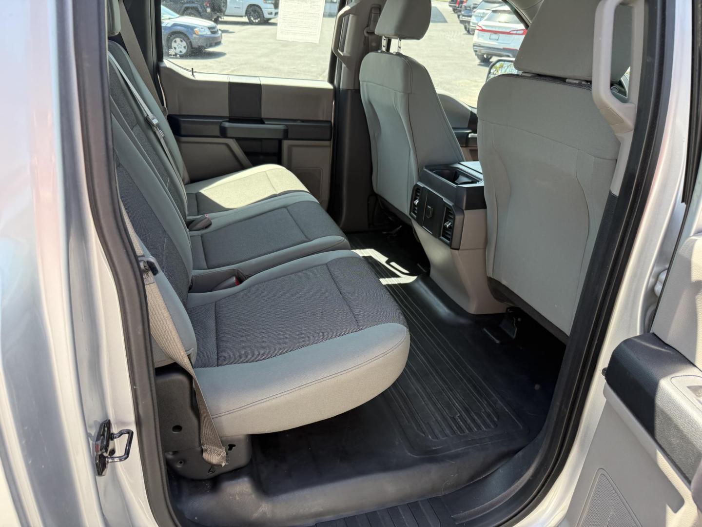 2016 Silver Ford F-150 XLT SuperCrew 6.5-ft. Bed 4WD (1FTEW1EP3GF) with an 2.7L V6 DOHC 24V engine, 6A transmission, located at 8464 Route 219, Brockway, PA, 15824, (814) 265-1330, 41.226871, -78.780518 - Clean, good looking 2016 Ford F150 Crew Cab XL with 4wheel drive, 2.7/Ecoboost, air condition, power windows and locks, and factory wheels. This Ford truck is serviced and ready to go.- Photo#10