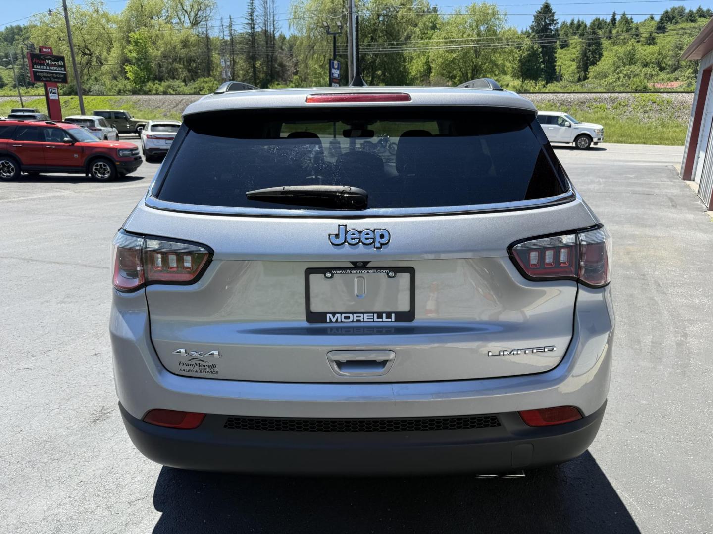 2019 Silver Jeep Compass Limited 4WD (3C4NJDCB0KT) with an 2.4L L4 DOHC 16V engine, CVT transmission, located at 8464 Route 219, Brockway, PA, 15824, (814) 265-1330, 41.226871, -78.780518 - Clean, sharp, and low miles on this 2019 Jeep Compass Limited 4wd with air condition, leather interior with pwr seat, factory wheels and only 51000 miles. This Jeep suv is serviced and priced to sell, hurry in this one won't last long. Located in Brockway, Pa...Jefferson County. Selling used vehicle - Photo#11