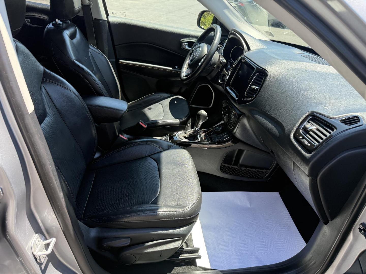 2019 Silver Jeep Compass Limited 4WD (3C4NJDCB0KT) with an 2.4L L4 DOHC 16V engine, CVT transmission, located at 8464 Route 219, Brockway, PA, 15824, (814) 265-1330, 41.226871, -78.780518 - Clean, sharp, and low miles on this 2019 Jeep Compass Limited 4wd with air condition, leather interior with pwr seat, factory wheels and only 51000 miles. This Jeep suv is serviced and priced to sell, hurry in this one won't last long. Located in Brockway, Pa...Jefferson County. Selling used vehicle - Photo#15