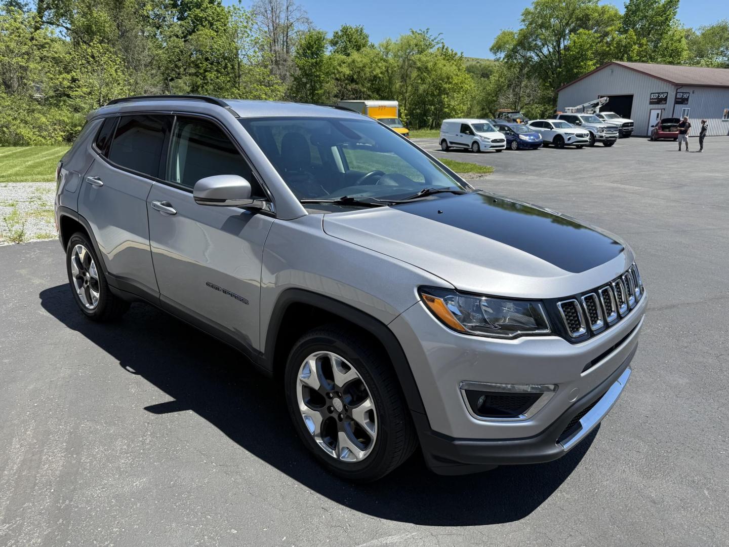 2019 Silver Jeep Compass Limited 4WD (3C4NJDCB0KT) with an 2.4L L4 DOHC 16V engine, CVT transmission, located at 8464 Route 219, Brockway, PA, 15824, (814) 265-1330, 41.226871, -78.780518 - Clean, sharp, and low miles on this 2019 Jeep Compass Limited 4wd with air condition, leather interior with pwr seat, factory wheels and only 51000 miles. This Jeep suv is serviced and priced to sell, hurry in this one won't last long. Located in Brockway, Pa...Jefferson County. Selling used vehicle - Photo#18