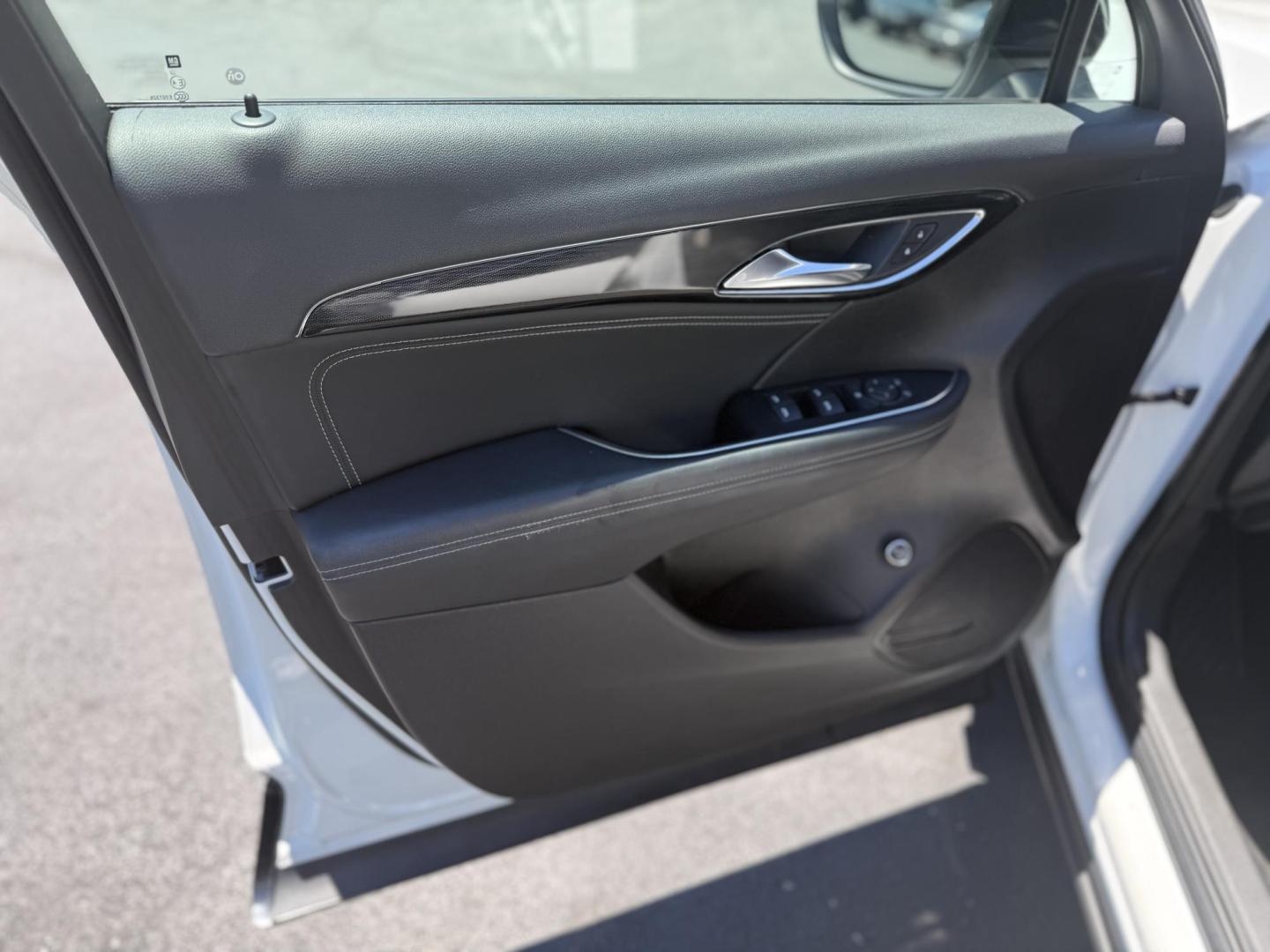 2023 White Buick Envision Preferred AWD (LRBFZMR4XPD) with an 2.0L L4 DOHC 24V TURBO engine, 6A transmission, located at 8464 Route 219, Brockway, PA, 15824, (814) 265-1330, 41.226871, -78.780518 - Sharp looking 2023 Buick Envision well equipped and ready to sell. This Buick suv has cloth interior with power/heated seats, big screen radio with back up camera, power windows and locks and factory wheels. Only 34000 miles on this preowned 1-owner vehicle. Stop in and see the Morelli boys on this - Photo#4