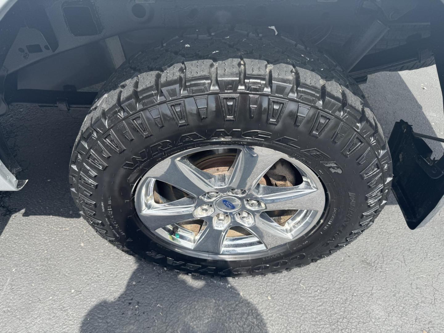 2018 Silver Ford F-150 King-Ranch SuperCrew 5.5-ft. 2WD (1FTEW1E5XJF) with an 5.0L V8 OHV 32V engine, 6A transmission, located at 8464 Route 219, Brockway, PA, 15824, (814) 265-1330, 41.226871, -78.780518 - Sharp looking 2018 Ford F150 Crew Cab 4x4 with power seat, factory wheels, big screen radio with back up camera, hitch package and much more. Serviced up and locally traded in. Priced to sell, hurry in this won't last long. Located in Brockway Pa, Jefferson county. Selling used vehicles for 50 years - Photo#11