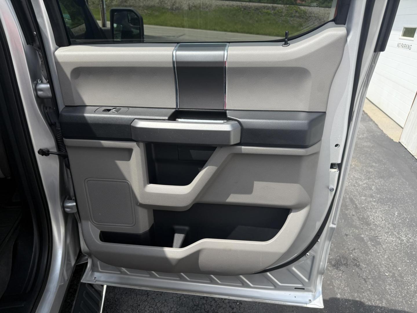 2018 Silver Ford F-150 King-Ranch SuperCrew 5.5-ft. 2WD (1FTEW1E5XJF) with an 5.0L V8 OHV 32V engine, 6A transmission, located at 8464 Route 219, Brockway, PA, 15824, (814) 265-1330, 41.226871, -78.780518 - Sharp looking 2018 Ford F150 Crew Cab 4x4 with power seat, factory wheels, big screen radio with back up camera, hitch package and much more. Serviced up and locally traded in. Priced to sell, hurry in this won't last long. Located in Brockway Pa, Jefferson county. Selling used vehicles for 50 years - Photo#16