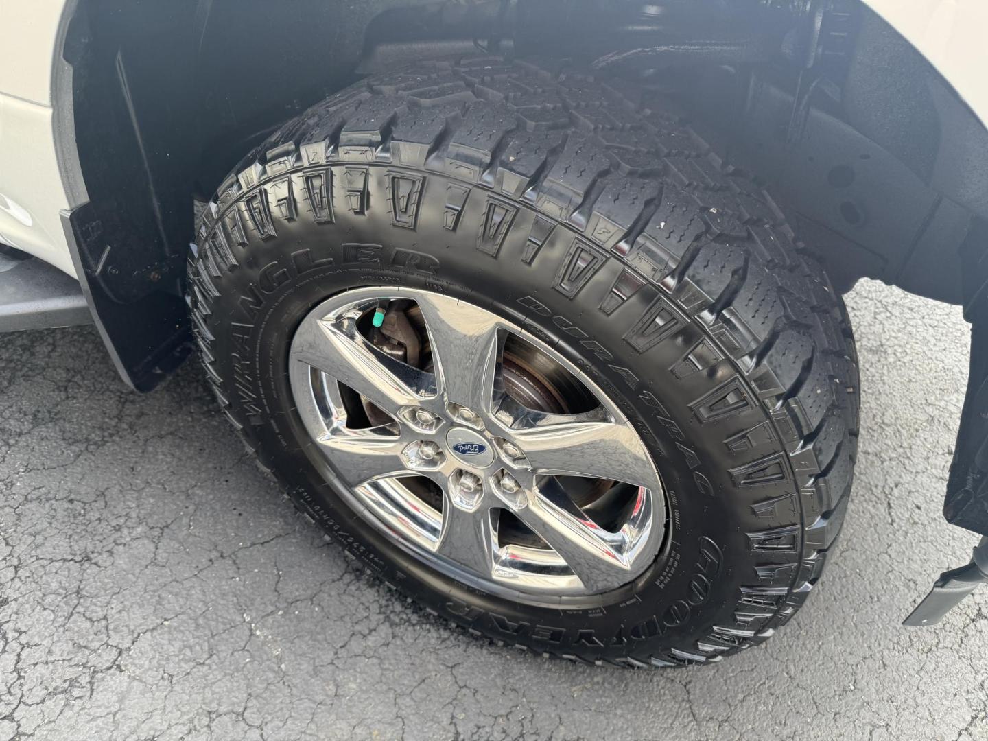 2018 Silver Ford F-150 King-Ranch SuperCrew 5.5-ft. 2WD (1FTEW1E5XJF) with an 5.0L V8 OHV 32V engine, 6A transmission, located at 8464 Route 219, Brockway, PA, 15824, (814) 265-1330, 41.226871, -78.780518 - Sharp looking 2018 Ford F150 Crew Cab 4x4 with power seat, factory wheels, big screen radio with back up camera, hitch package and much more. Serviced up and locally traded in. Priced to sell, hurry in this won't last long. Located in Brockway Pa, Jefferson county. Selling used vehicles for 50 years - Photo#19