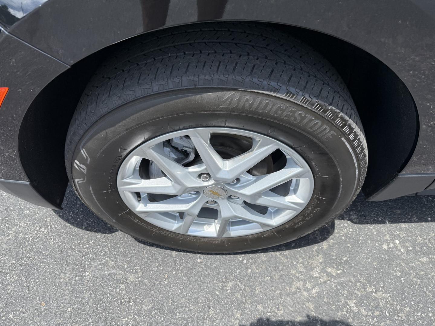 2024 Black Chevrolet Equinox LT AWD (3GNAXUEG6RL) with an 1.5L L4 DOHC 16V TURBO engine, 6A transmission, located at 8464 Route 219, Brockway, PA, 15824, (814) 265-1330, 41.226871, -78.780518 - Super clean, 1 owner 2024 Chevrolet Equinox LT AWD with 4 cylinder engine, air condition, power windows and locks, power/heated front seats, factory alloy wheels and ONLY 32000 miles. This Chevy suv is serviced up and comes with factory warranty. Priced to sell, stop in and talk with the Morelli boy- Photo#1