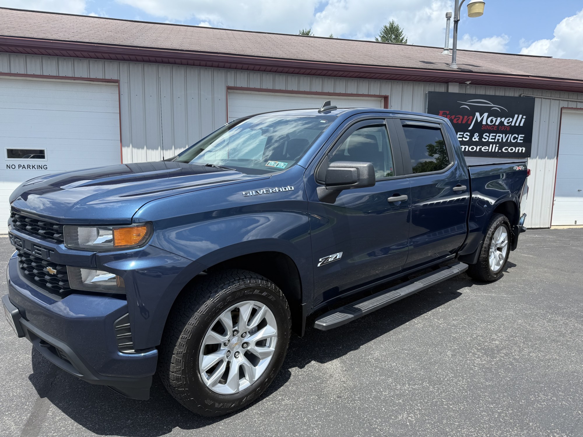 photo of 2019 Chevrolet Silverado 1500 Custom Crew Cab Short Box 4WD