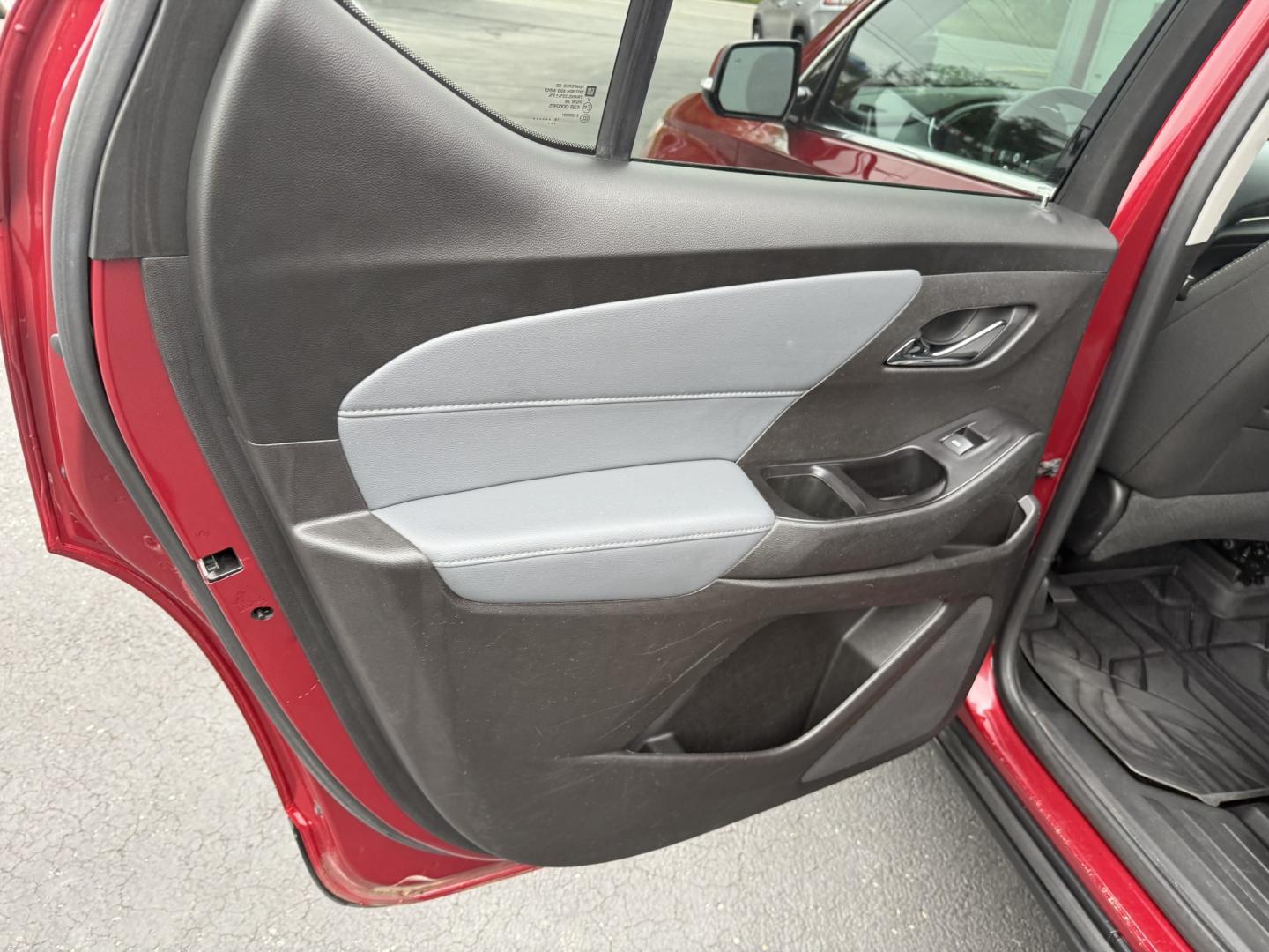 2019 Red Chevrolet Traverse LT Cloth AWD (1GNEVGKW3KJ) with an 3.6L V6 DOHC 24V engine, 9A transmission, located at 8464 Route 219, Brockway, PA, 15824, (814) 265-1330, 41.226871, -78.780518 - Sharp and well taken care of!! Stop in and see this 2019 Chev Traverse LT AWD with V6, air condition, cloth interior with pwr seat, factory wheels, quad seating, rear seat with rear a/c, and good miles. Serviced up and ready to sell. Fran Morelli Sales and Service has been selling vehicles for 50 ye- Photo#8