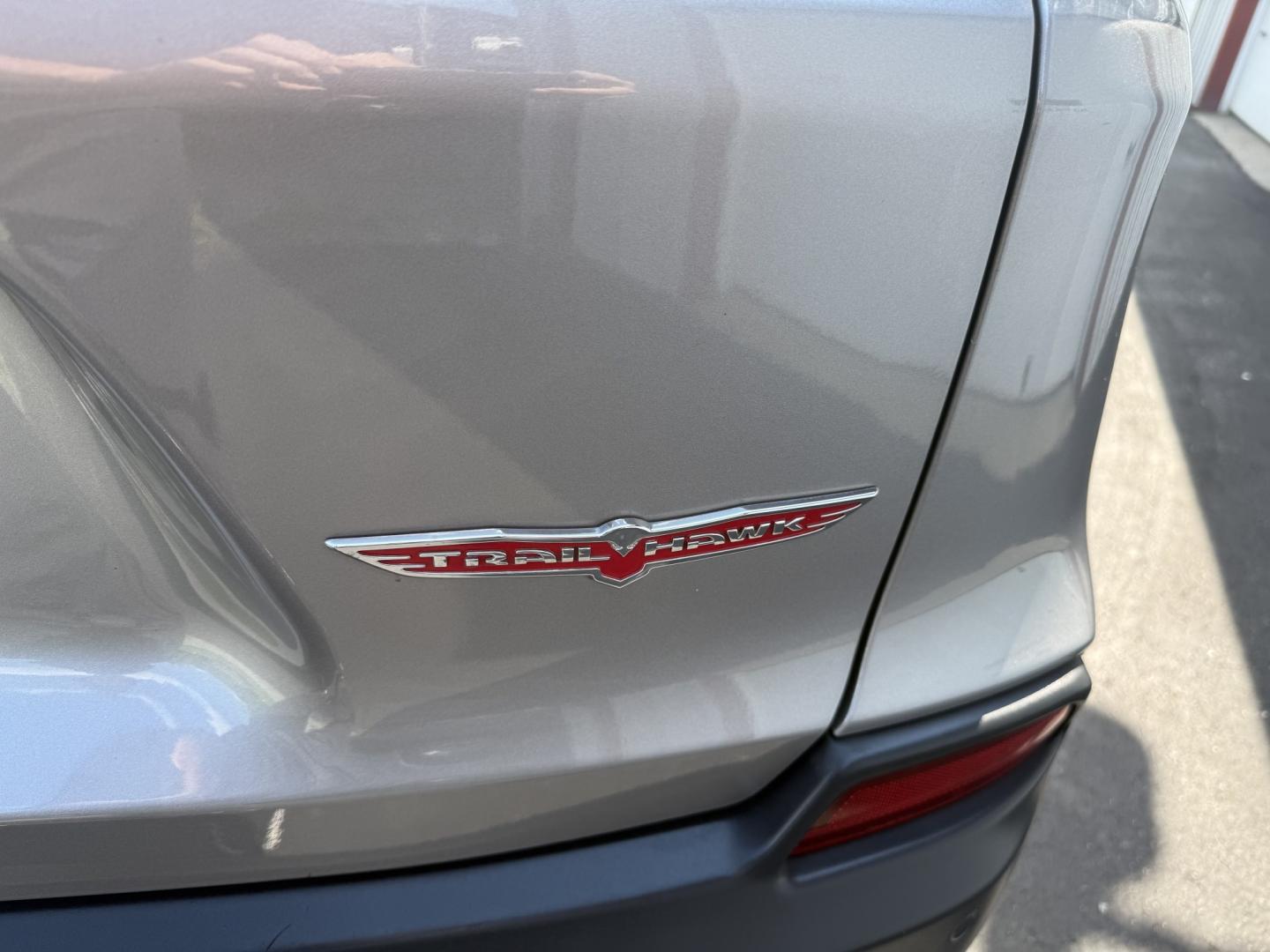 2019 Gray Jeep Cherokee Trailhawk 4WD (1C4PJMBX9KD) with an 3.2L V6 DOHC 24V engine, 9A transmission, located at 8464 Route 219, Brockway, PA, 15824, (814) 265-1330, 41.226871, -78.780518 - Sharp looking 2019 Jeep Cherokee Trailhawk 4wd with cloth interior, air condition, power windows and locks, Powerful V6, and much more. This Jeep is serviced with new inspection and ready to roll. Stop in at Fran's and check this Jeep out and the many other clean vehicles, selling vehicles for 50 ye- Photo#10