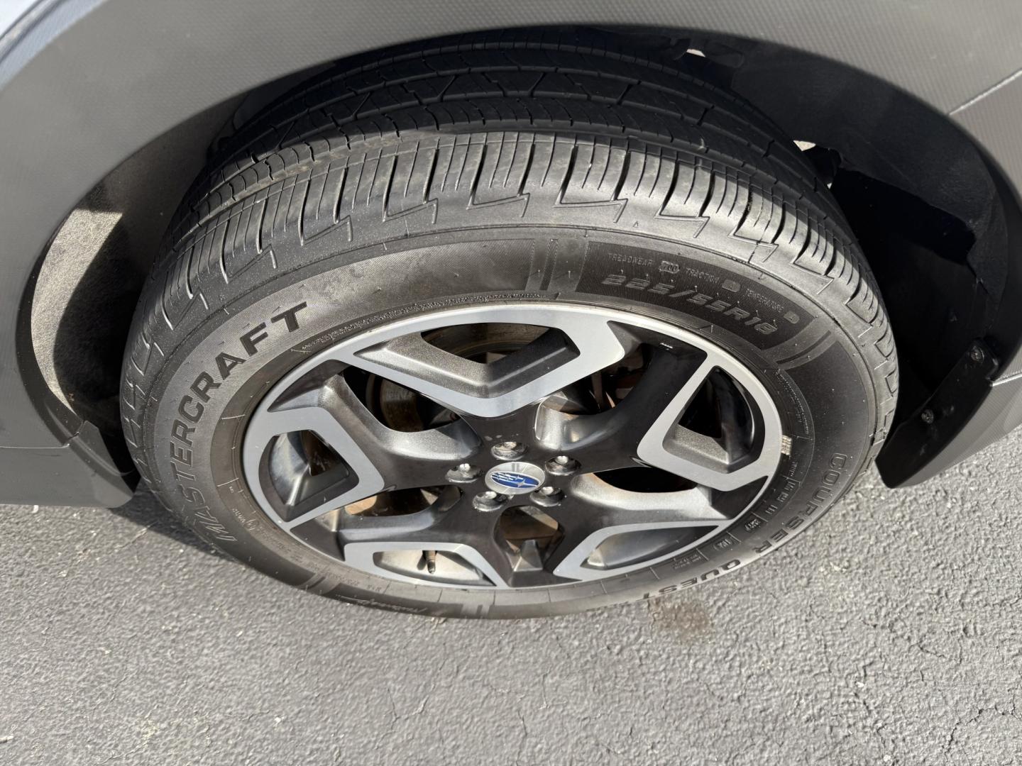 2018 White Subaru Crosstrek 2.0i Limited CVT (JF2GTAJC6JH) with an 2.0L L4 DOHC 16V engine, CVT transmission, located at 8464 Route 219, Brockway, PA, 15824, (814) 265-1330, 41.226871, -78.780518 - Sharp 2018 Subaru Crosstrek Limited with leather interior, power/heated front seats, factory wheels, air condition, power windows and locks, factory wheels, and ONLY 58000 miles. This Subaru is serviced and priced to sell. Hurry in this one won't last at this price.- Photo#6