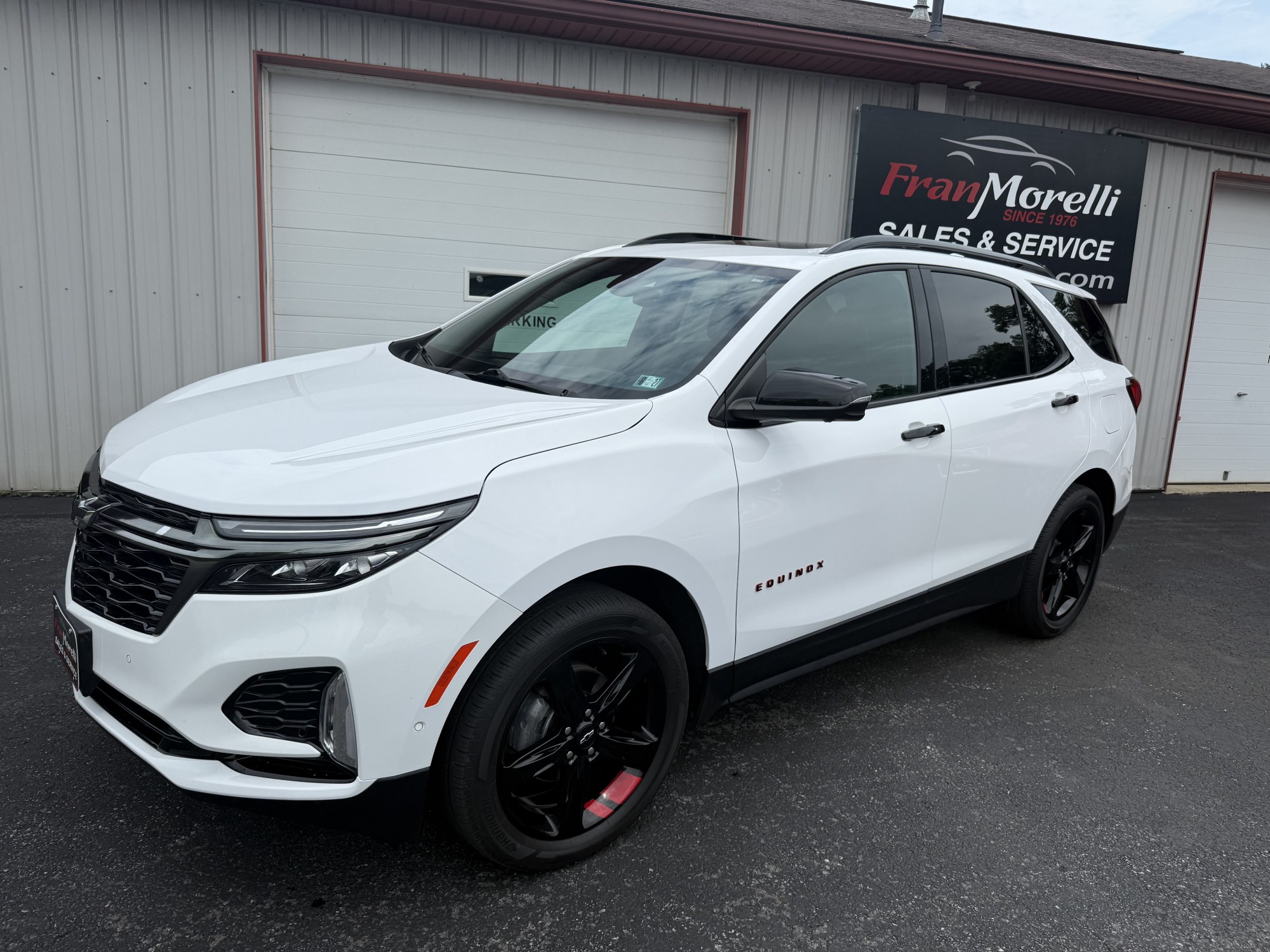 photo of 2023 Chevrolet Equinox Premier AWD