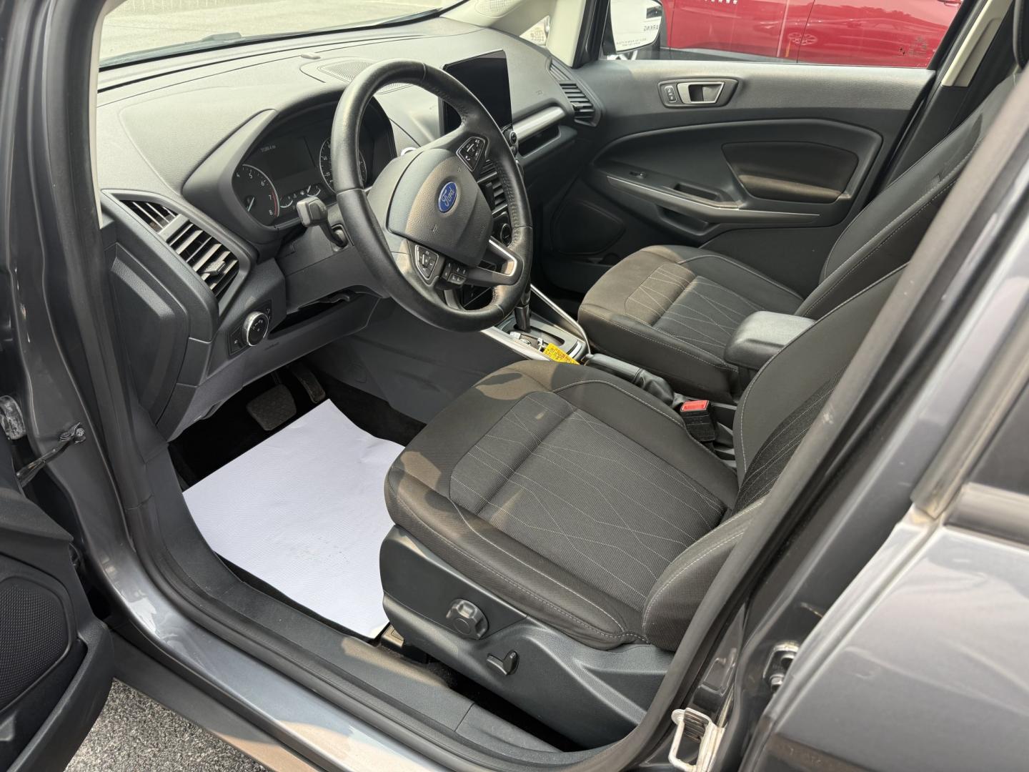 2020 Gray Ford EcoSport SE AWD (MAJ6S3GL8LC) with an 2.0L L4 DOHC 16V engine, 6A transmission, located at 8464 Route 219, Brockway, PA, 15824, (814) 265-1330, 41.226871, -78.780518 - Very nice, clean, and well taken care of 2020 Ford Ecosport Se 4wd with air condition, power seat, navigation, sunroof, factory wheels and ONLY 31000 miles. This Ford suv is serviced up and comes with a warranty. Great price, so hurry in and see the Morelli boys today on this. Located in Jefferson C- Photo#3