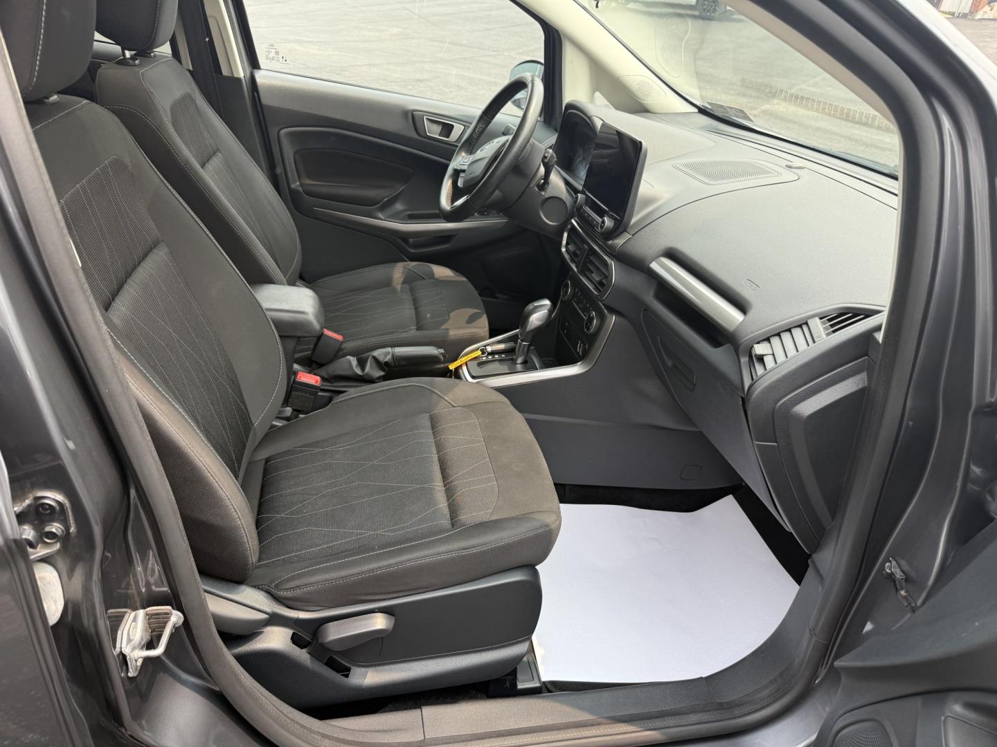 2020 Gray Ford EcoSport SE AWD (MAJ6S3GL8LC) with an 2.0L L4 DOHC 16V engine, 6A transmission, located at 8464 Route 219, Brockway, PA, 15824, (814) 265-1330, 41.226871, -78.780518 - Very nice, clean, and well taken care of 2020 Ford Ecosport Se 4wd with air condition, power seat, navigation, sunroof, factory wheels and ONLY 31000 miles. This Ford suv is serviced up and comes with a warranty. Great price, so hurry in and see the Morelli boys today on this. Located in Jefferson C- Photo#17