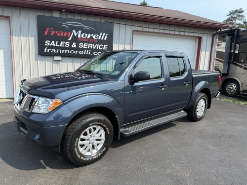 2015 Nissan Frontier SL Crew Cab 5AT 4WD
