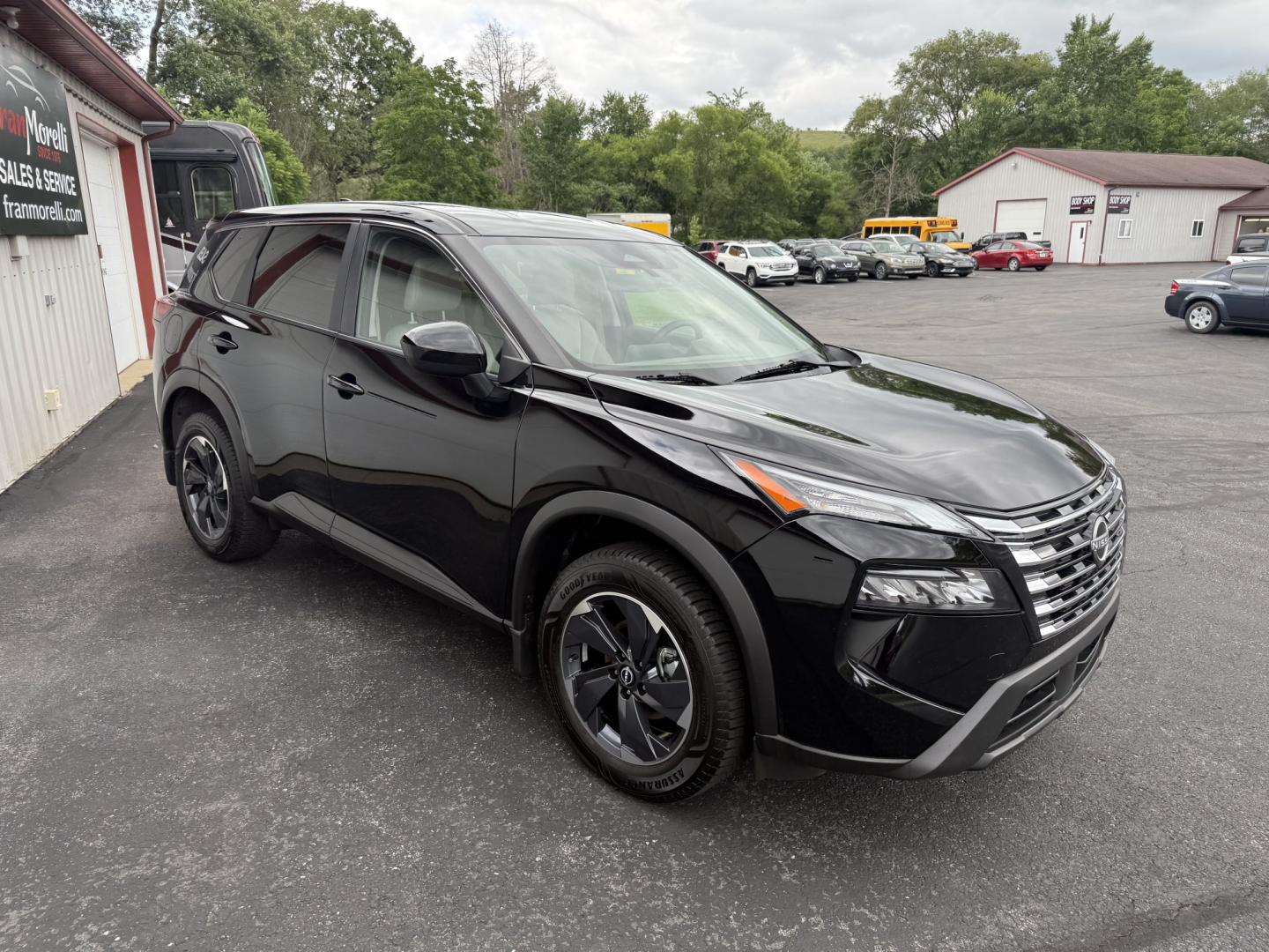 2024 Black Nissan Rogue SV AWD (JN8BT3BBXRW) with an 2.5L L4 DOHC 16V engine, CVT transmission, located at 8464 Route 219, Brockway, PA, 15824, (814) 265-1330, 41.226871, -78.780518 - Super clean, well taken care of 2024 Nissan Rogue SV AWD with cloth interior, power driver's seat, air condition, power windows and locks, factory alloy wheels and ONLY 39000 miles...This Nissan suv is a 1-owner that comes with remaining factory warranty and is serviced up. Priced under retail value- Photo#20