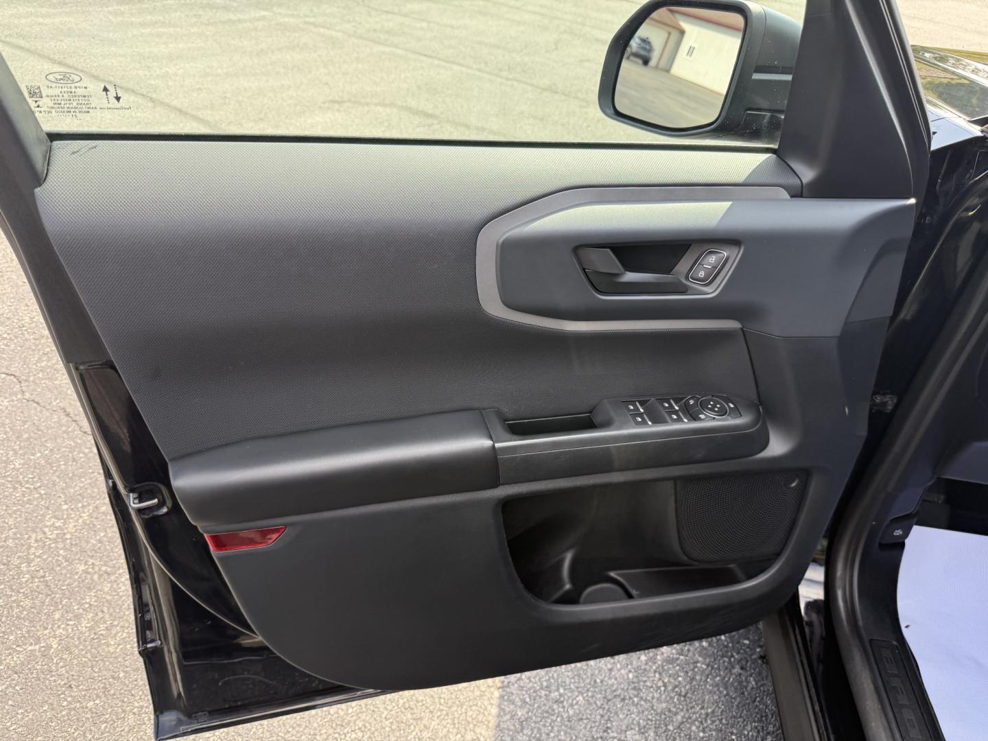 2021 Black Ford Bronco Sport Base (3FMCR9A66MR) with an 1.5L L3 engine, 8A transmission, located at 8464 Route 219, Brockway, PA, 15824, (814) 265-1330, 41.226871, -78.780518 - Fresh arrival and in very nice condition. Stop in and see the Morelli boys on this 2021 Ford Bronco Sport 4wd with air condition, power windows and locks, back up camera, factory wheels and much more. This pre owned Ford is priced to sell so hurry in before you miss out. Located in Jefferson County,- Photo#3