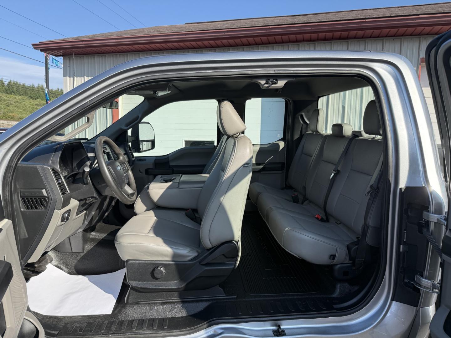 2021 Gray Ford F-250 SD XLT SuperCab Long Bed 4WD (1FT7X2B68ME) with an 6.2L V8 OHV 16V engine, 6A transmission, located at 8464 Route 219, Brockway, PA, 15824, (814) 265-1330, 41.226871, -78.780518 - Hard to find truck...and we have the right one.. 2021 Ford F250 Extended Cab 4wd with 6.2/V8, air condition, power windows and locks, and ONLY 35000 miles. This truck is priced well below retail value and ready to go. Stop in and see the Morelli boys, selling used vehicles for 50 years. Located in J- Photo#3