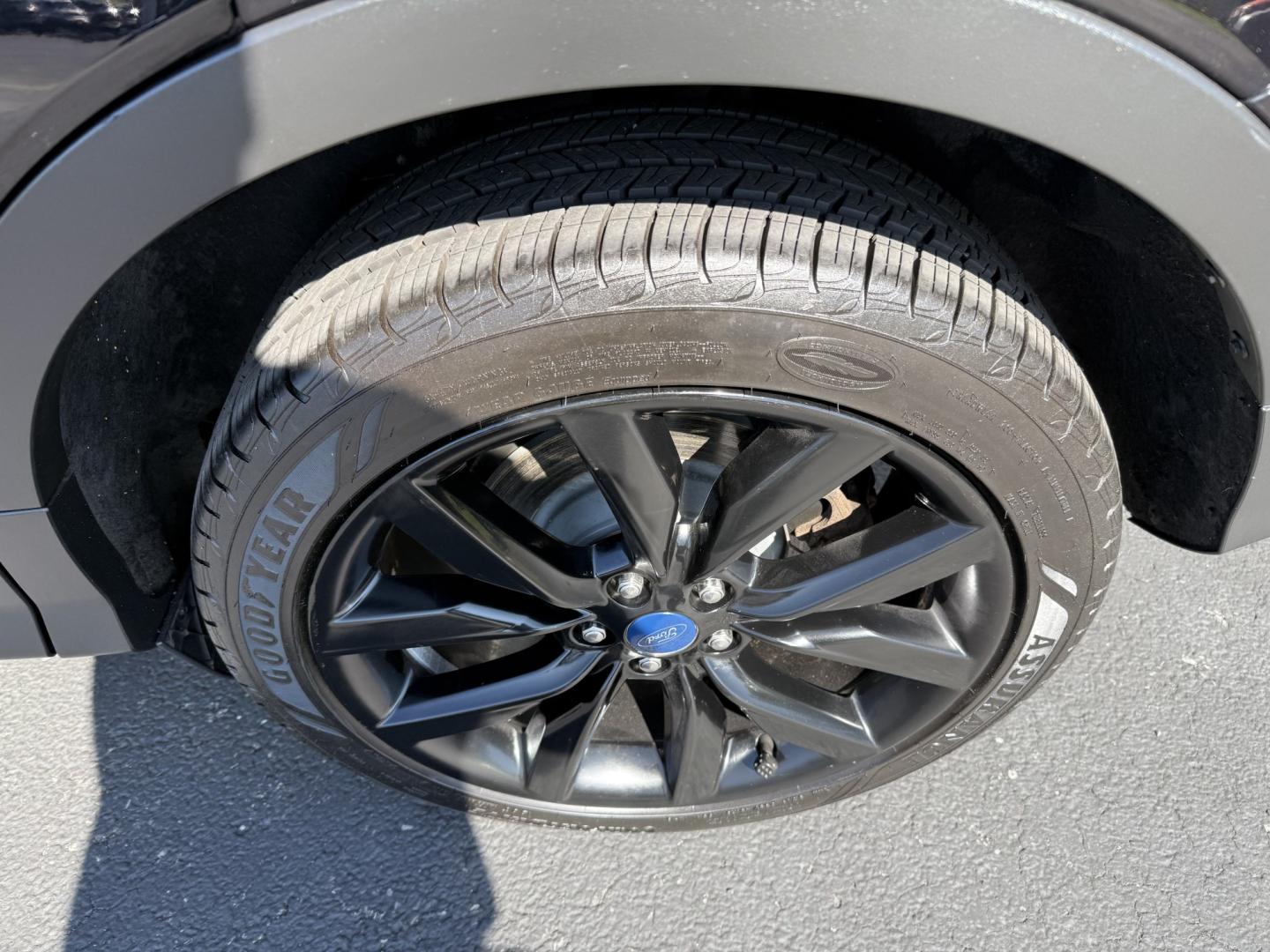 2019 Black Ford Escape SE 4WD (1FMCU9GD7KU) with an 1.5L L4 DOHC 16V engine, 6A transmission, located at 8464 Route 219, Brockway, PA, 15824, (814) 265-1330, 41.226871, -78.780518 - Very clean, sharp 2019 Ford Escape Se 4wd with air condition, power windows and locks, power/heated front seats, and much more. ONLY 84,000 miles. Priced to sell, hurry in this one won't last long. Stop in and see this Ford suv or one of the other many clean, suv's on the lot. Selling vehicles for 5- Photo#9