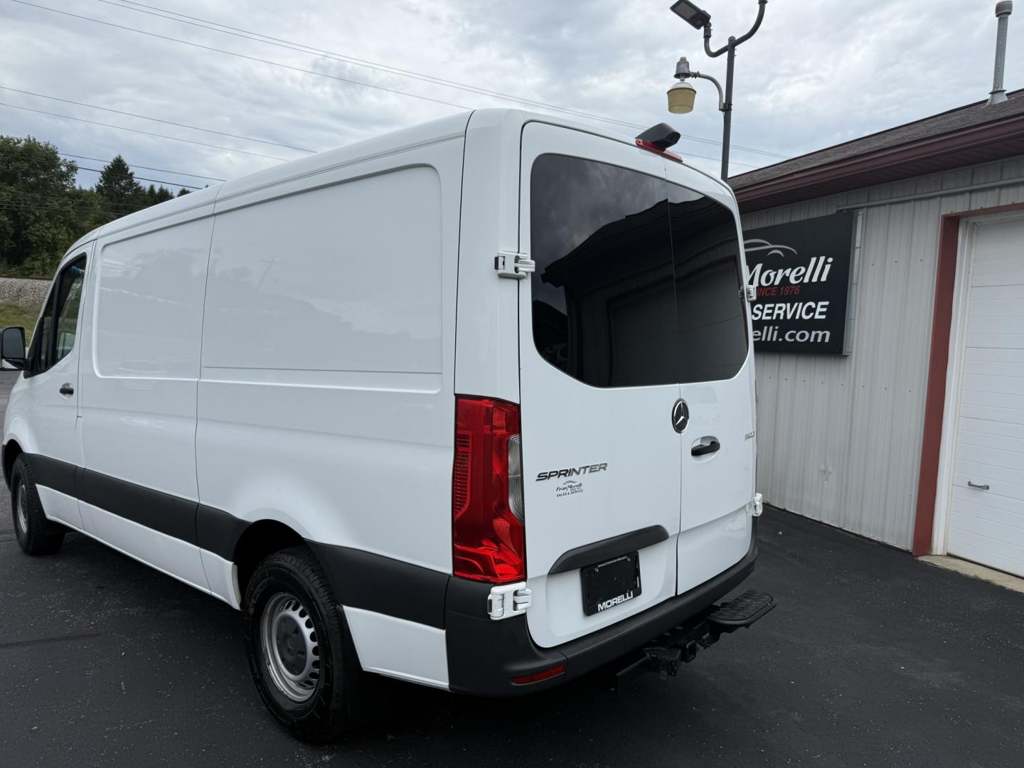 2021 White Mercedes-Benz Sprinter 2500 (W1Y4DBHY5MT) with an 2.2L L4 DIESEL engine, 7A transmission, located at 8464 Route 219, Brockway, PA, 15824, (814) 265-1330, 41.226871, -78.780518 - ONE CLEAN CARGO VAN...stop in and see the Morelli boys on this 2021 Mercedes 2500 Sprinter Cargo van with a/c, power windows and locks, and much more. Clean van, well taken care of and serviced up.- Photo#8