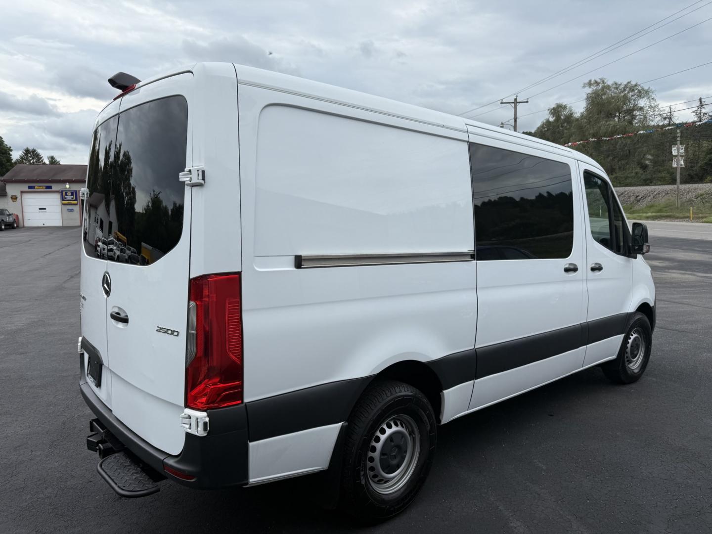 2021 White Mercedes-Benz Sprinter 2500 (W1Y4DBHY5MT) with an 2.2L L4 DIESEL engine, 7A transmission, located at 8464 Route 219, Brockway, PA, 15824, (814) 265-1330, 41.226871, -78.780518 - ONE CLEAN CARGO VAN...stop in and see the Morelli boys on this 2021 Mercedes 2500 Sprinter Cargo van with a/c, power windows and locks, and much more. Clean van, well taken care of and serviced up.- Photo#12