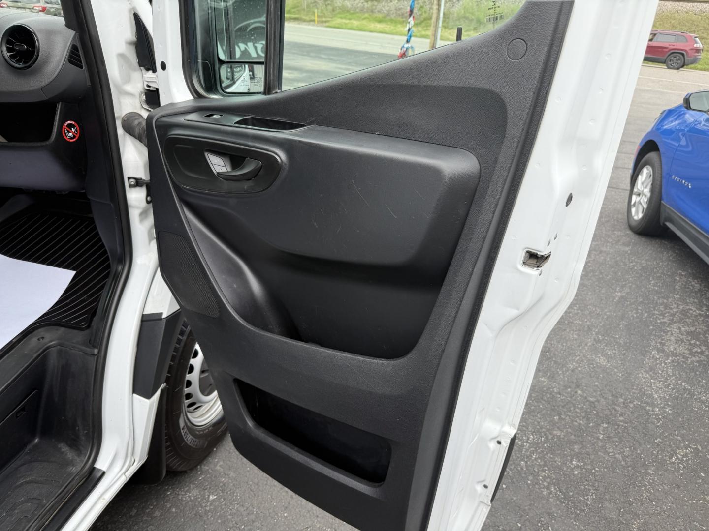 2021 White Mercedes-Benz Sprinter 2500 (W1Y4DBHY5MT) with an 2.2L L4 DIESEL engine, 7A transmission, located at 8464 Route 219, Brockway, PA, 15824, (814) 265-1330, 41.226871, -78.780518 - ONE CLEAN CARGO VAN...stop in and see the Morelli boys on this 2021 Mercedes 2500 Sprinter Cargo van with a/c, power windows and locks, and much more. Clean van, well taken care of and serviced up.- Photo#15