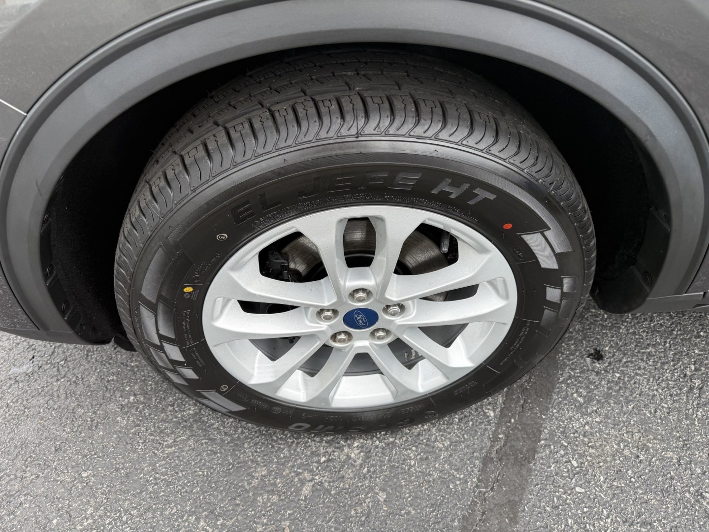 2020 Gray Ford Escape SE AWD (1FMCU9G69LU) with an 1.5L L3 engine, 6A transmission, located at 8464 Route 219, Brockway, PA, 15824, (814) 265-1330, 41.226871, -78.780518 - Very clean, well taken care of 2020 Ford Escape Se with 4wheel drive, air condition, power seat/heated front seats, factory wheels and ONLY 83000 miles. This Ford is priced to sell.- Photo#1