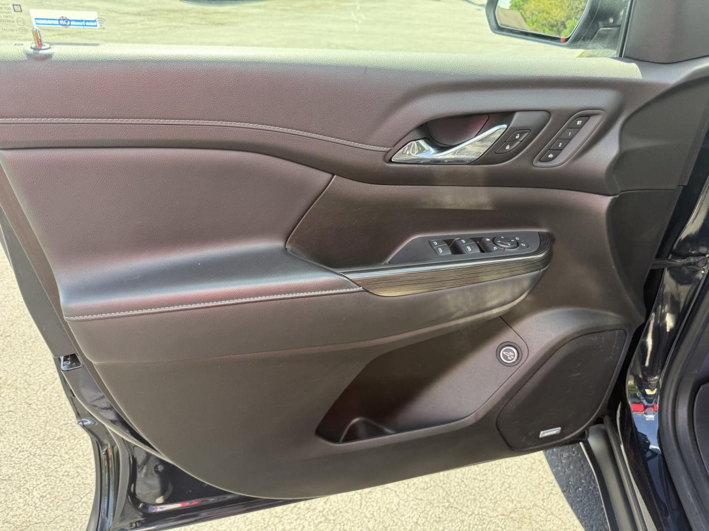 2021 Blue GMC Acadia SLT-1 AWD (1GKKNULS3MZ) with an 3.6L V6 DOHC 24V engine, 6A transmission, located at 8464 Route 219, Brockway, PA, 15824, (814) 265-1330, 41.226871, -78.780518 - Sharp, clean, locally traded in and ready to go. 2021 GMC Acadia SLT all wheel drive with leather, power/heated front seats, captain chairs, 6-passenger, rear a/c, factory wheels and ONLY 56000 miles. Serviced up and priced to sell.- Photo#3