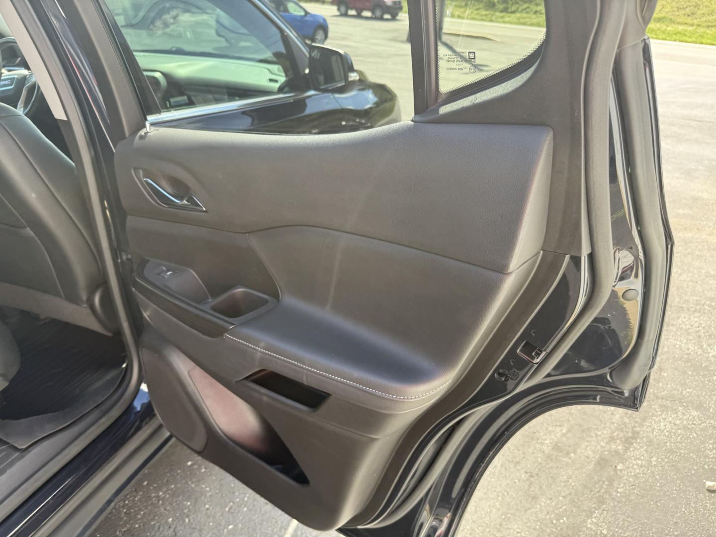 2021 Blue GMC Acadia SLT-1 AWD (1GKKNULS3MZ) with an 3.6L V6 DOHC 24V engine, 6A transmission, located at 8464 Route 219, Brockway, PA, 15824, (814) 265-1330, 41.226871, -78.780518 - Sharp, clean, locally traded in and ready to go. 2021 GMC Acadia SLT all wheel drive with leather, power/heated front seats, captain chairs, 6-passenger, rear a/c, factory wheels and ONLY 56000 miles. Serviced up and priced to sell.- Photo#14
