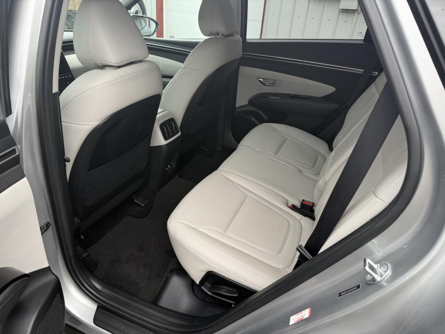 2023 Silver Hyundai Tucson Limited AWD (5NMJECAE5PH) with an 2.5L L4 DOHC 16V engine, 8A transmission, located at 8464 Route 219, Brockway, PA, 15824, (814) 265-1330, 41.226871, -78.780518 - ONE SHARP VEHICLE...stop in and check out this 2023 Hyundai Tucson Limited AWD with leather interior, pano roof, navigation, cool/heated/power front seats, factory wheels and ONLY 32900 miles. This Hyundai is serviced and comes with factory warranty. Well equipped, very clean, and priced to sell. St- Photo#8