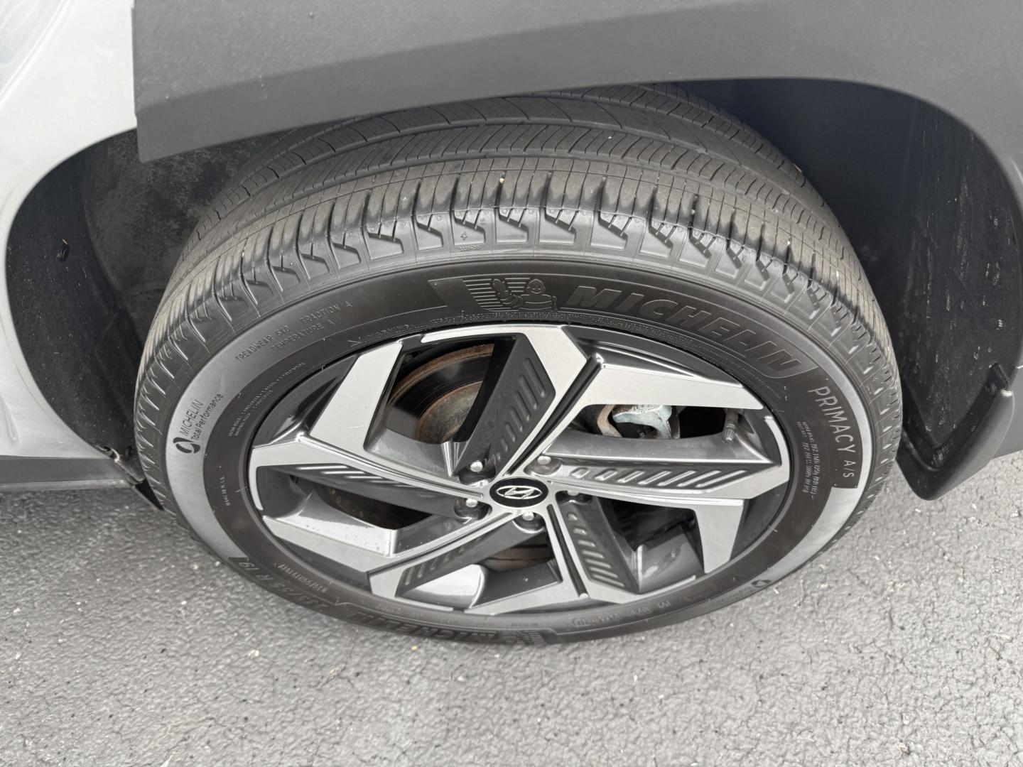2023 Silver Hyundai Tucson Limited AWD (5NMJECAE5PH) with an 2.5L L4 DOHC 16V engine, 8A transmission, located at 8464 Route 219, Brockway, PA, 15824, (814) 265-1330, 41.226871, -78.780518 - ONE SHARP VEHICLE...stop in and check out this 2023 Hyundai Tucson Limited AWD with leather interior, pano roof, navigation, cool/heated/power front seats, factory wheels and ONLY 32900 miles. This Hyundai is serviced and comes with factory warranty. Well equipped, very clean, and priced to sell. St- Photo#10