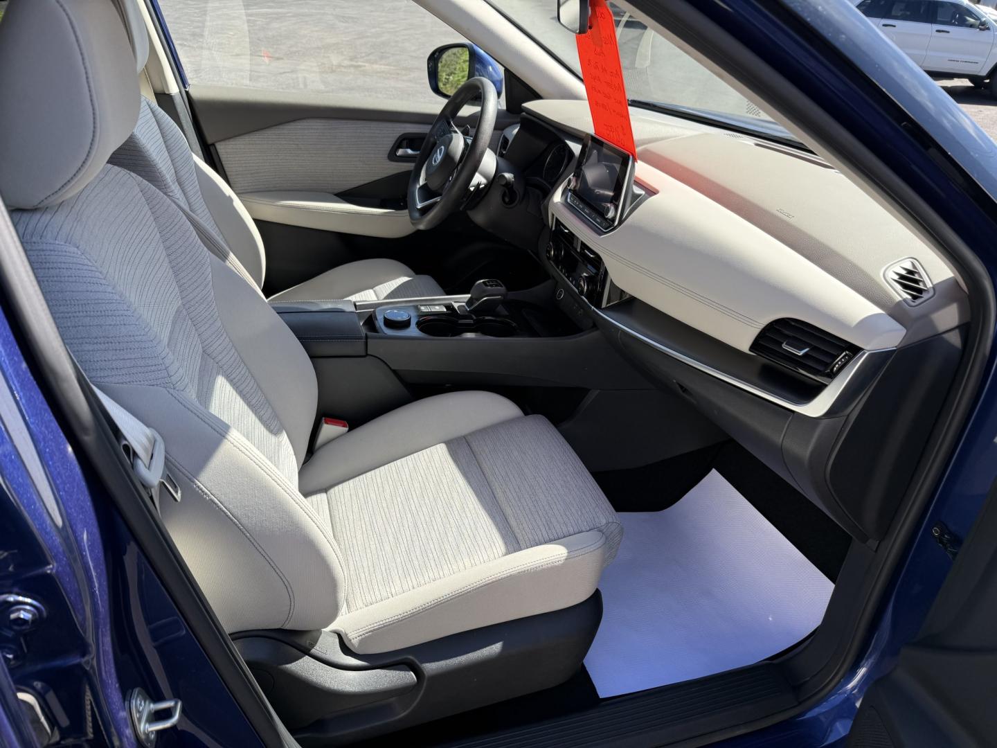 2021 Blue Nissan Rogue SV AWD (JN8AT3BB0MW) with an 2.5L L4 DOHC 16V engine, CVT transmission, located at 8464 Route 219, Brockway, PA, 15824, (814) 265-1330, 41.226871, -78.780518 - Sharp looking 2021 Nissan Rogue SV all wheel drive with air condition, power windows and locks, power seat, factory wheels, and ONLY 46000 miles. This Nissan is serviced up and ready for YOU. Stop in and check out this vehicle or one of the many other clean suv's we have.- Photo#12