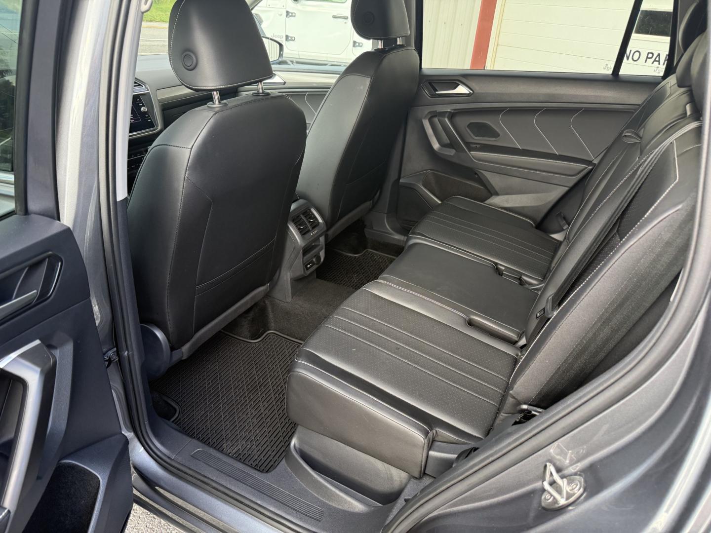2024 Gray Volkswagen Tiguan SE 4Motion (3VV2B7AX1RM) with an 2.0L L4 DOHC 16V TURBO engine, 8A transmission, located at 8464 Route 219, Brockway, PA, 15824, (814) 265-1330, 41.226871, -78.780518- Photo#6