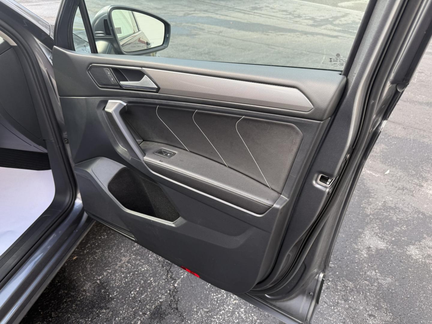 2024 Gray Volkswagen Tiguan SE 4Motion (3VV2B7AX1RM) with an 2.0L L4 DOHC 16V TURBO engine, 8A transmission, located at 8464 Route 219, Brockway, PA, 15824, (814) 265-1330, 41.226871, -78.780518- Photo#15
