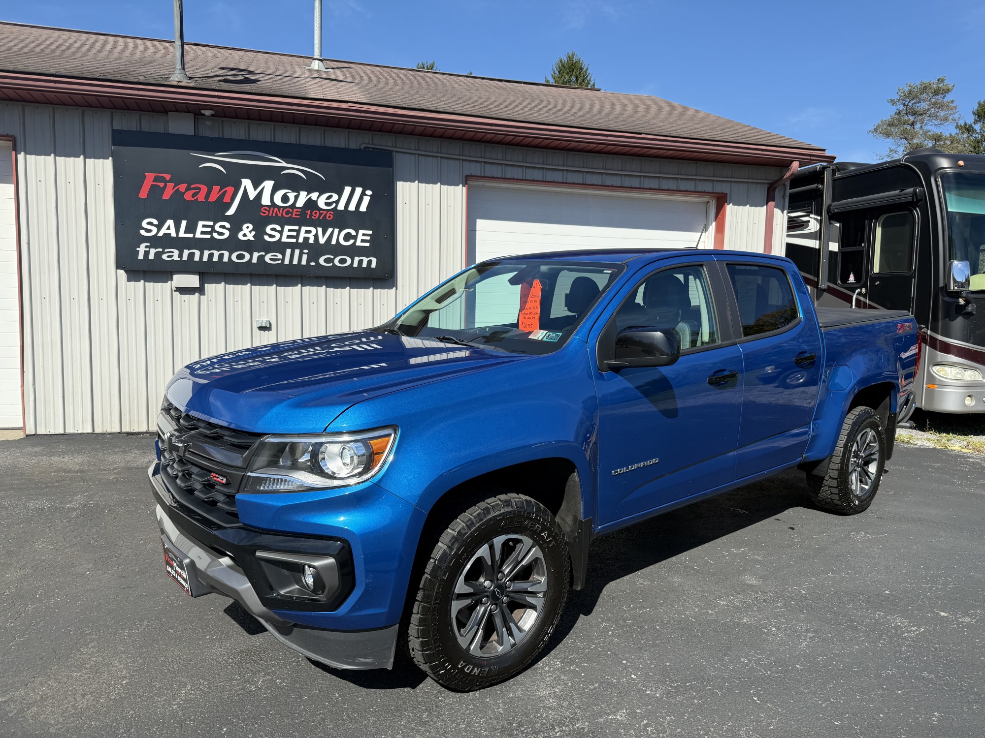 photo of 2021 Chevrolet Colorado Z71 Crew Cab Long Box 4WD