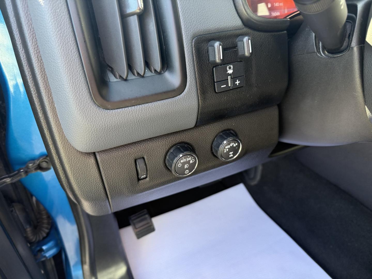 2021 Blue Chevrolet Colorado Z71 Crew Cab Long Box 4WD (1GCGTDEN8M1) with an 3.6L V6 DOHC 24V GAS engine, 6A transmission, located at 8464 Route 219, Brockway, PA, 15824, (814) 265-1330, 41.226871, -78.780518 - Freshly traded in, and in very nice condition. Stop in and check out this 2021 Chevrolet Colorado Crew Cab Z71 4x4 with V6, power seat and heated front seats, hitch, well equipped and ONLY 75000 miles This truck is serviced up and comes with a nice warranty. Priced well under retail value. Stop in a- Photo#4
