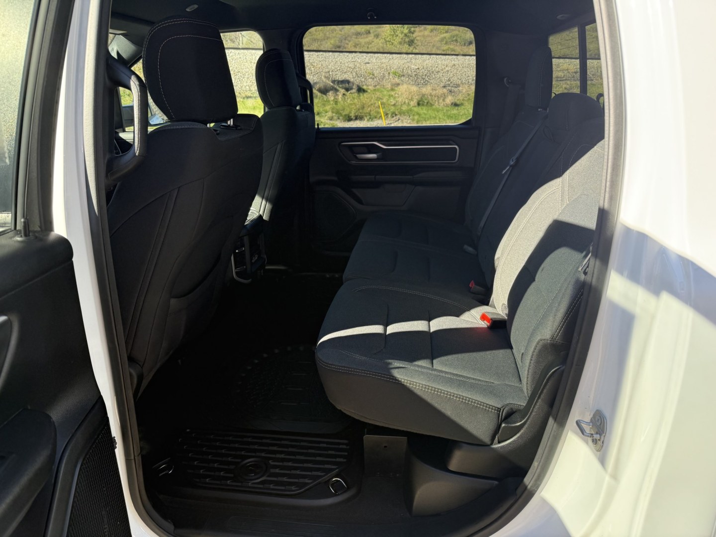 2022 White Ram 1500 Big Horn Crew Cab SWB 4WD (1C6SRFFT5NN) with an 5.7L V8 OHV 16V engine, 8A transmission, located at 8464 Route 219, Brockway, PA, 15824, (814) 265-1330, 41.226871, -78.780518 - Must see truck...Stop in today to check out this 2022 Ram 1500 Crew Cab Big horn 4x4 with Hemi motor, air condition, pwr/heated front seats, middle console, rear sliding window, big screen radio, factory hitch and much more. This truck is serviced, Pa-Inspected, and comes with a 12 month/12 mile war- Photo#7