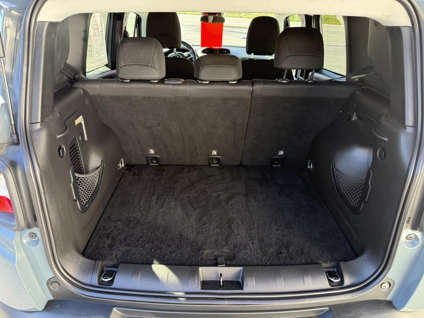 2018 Gray Jeep Renegade Latitude 4WD (ZACCJBBB2JP) with an 2.4L L4 DOHC 16V engine, 6M transmission, located at 8464 Route 219, Brockway, PA, 15824, (814) 265-1330, 41.226871, -78.780518 - Good looking and well taken care of 2018 Jeep Renegade Latitude pkg with 4x4, air condition, automatic transmission, factory alloys and ONLY 68000 miles. This Jeep is serviced up and ready to go.- Photo#9