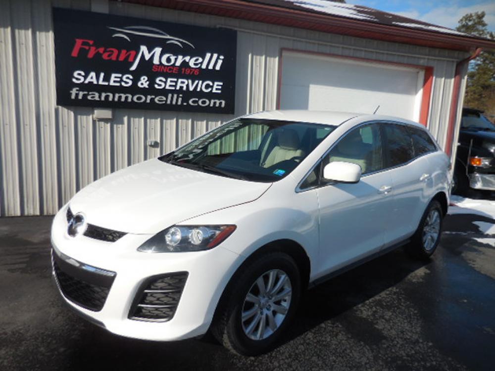 2011 White /Gray Mazda CX-7 (JM3ER2BM4B0) with an 4 Cylinder Engine engine, 5-speed automatic transmission w/OD and Sport Shift transmission, located at 8464 Route 219, Brockway, PA, 15824, (814) 265-1330, 41.226871, -78.780518 - Photo #0